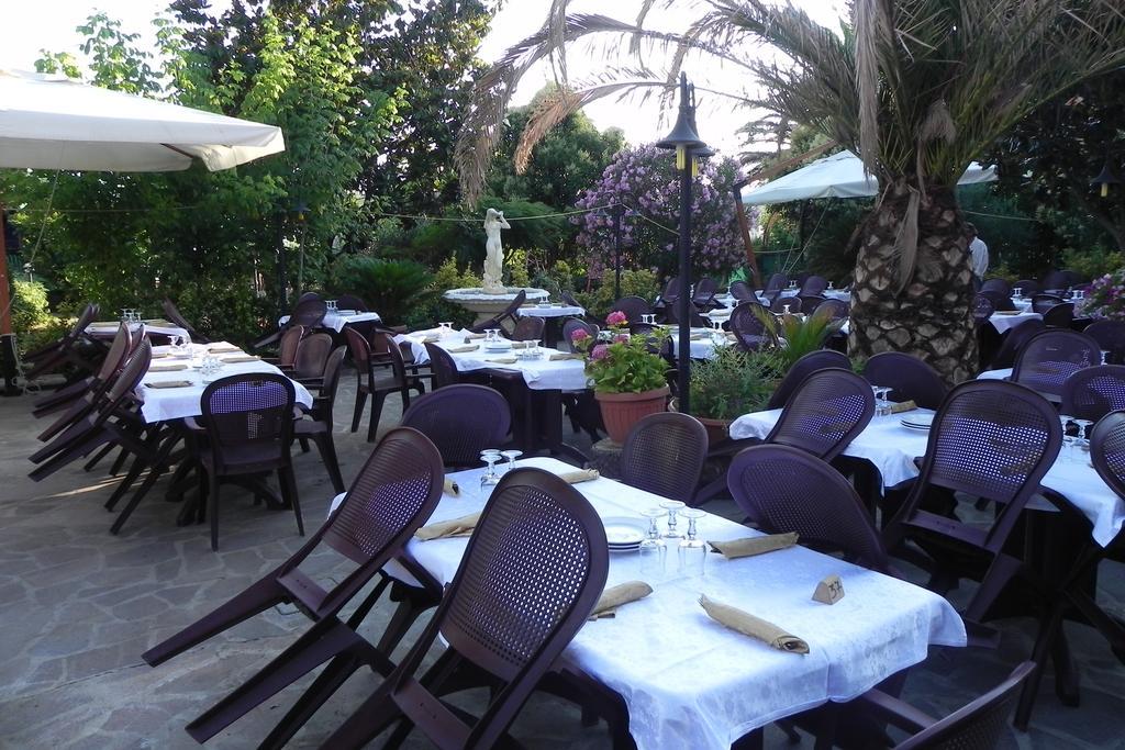 Camp'S Hotel Colonna Exterior foto